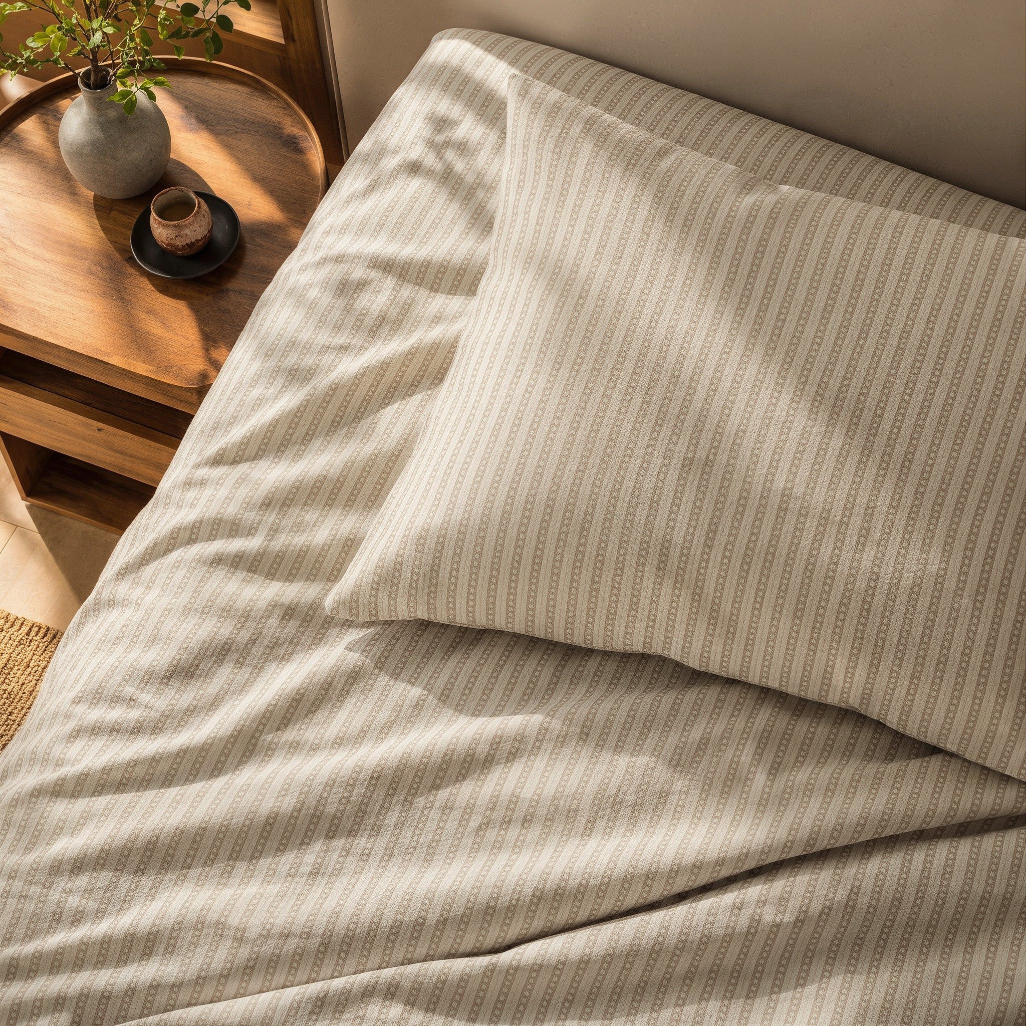 3 Piece Striped Bed Sheet – Sand Pinstripe